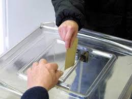 По состоянию на 12 часов в Севастополе участие в референдуме приняло 49% избирателей