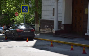 Улица-тупик и другие варианты «ведомственных» парковок в Севастополе