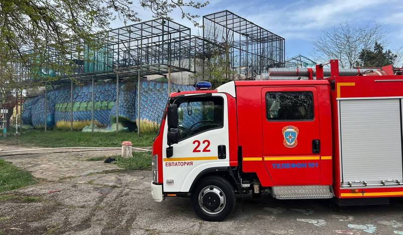 Следователи назвали предварительную причину пожара в крымском зоопарке