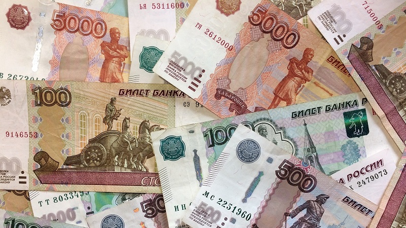 Эстония готовится забрать российские деньги