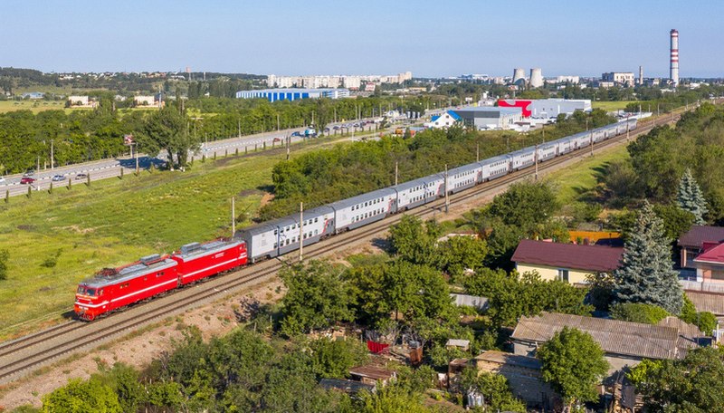 Дополнительный поезд свяжет Крым и столицу российского автопрома