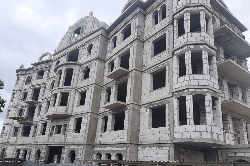 Скандальную многоэтажку в центре Севастополя могут достроить