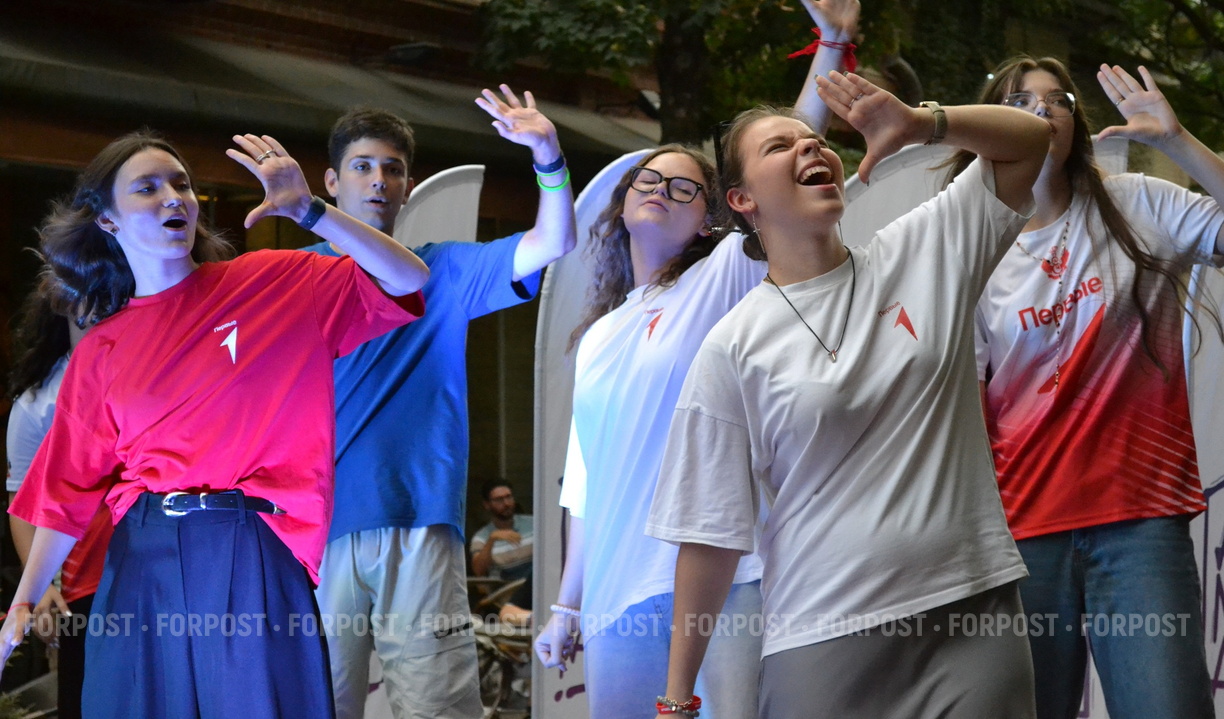 В России придумают систему оценки мыслей молодёжи и влияния на них