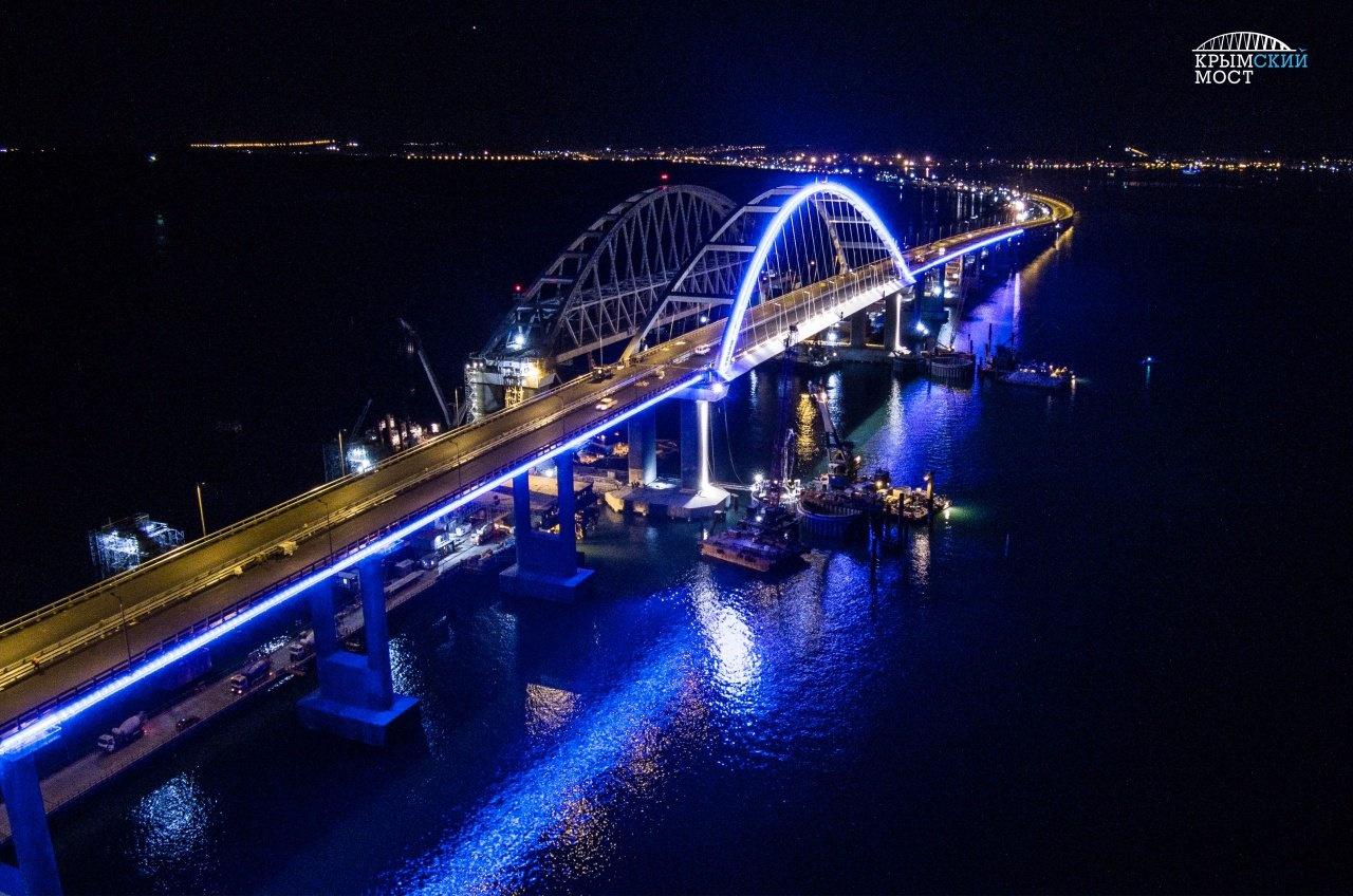 Крымский мост и русский кнут