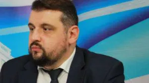 Овсянников уволил главу pr-департамента правительства Севастополя