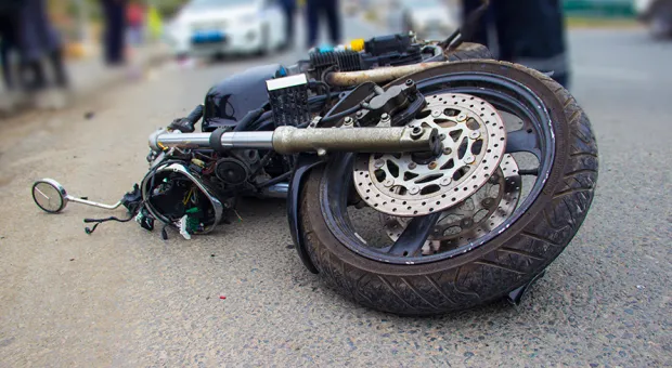 В Севастополе на дороге погиб мотоциклист