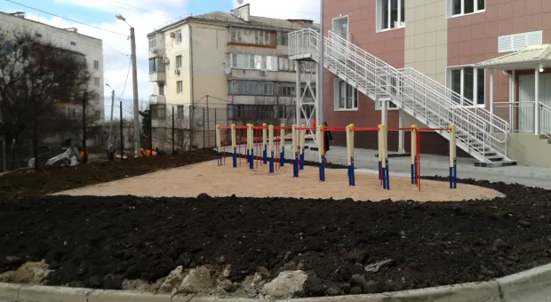 В Севастополе вместо кабановских десятиэтажек достраивают детский сад