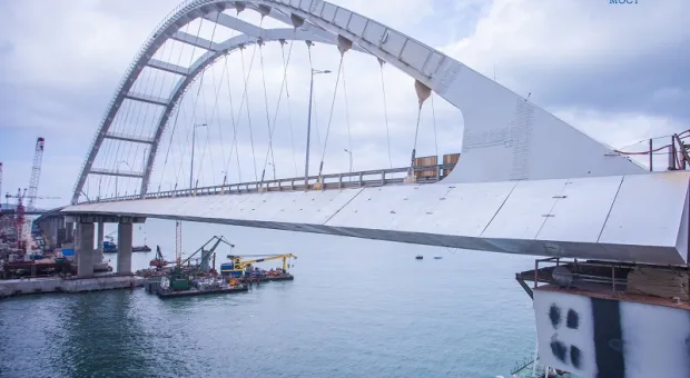 На Крымском мосту установили «самолётные крылья»