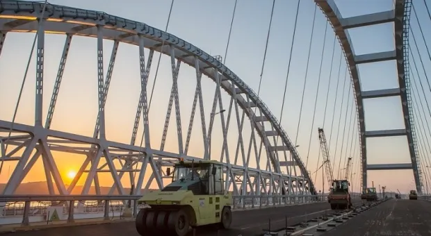 Строительство автодорожной части Крымского моста – на финишной прямой
