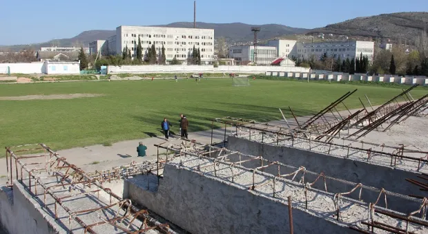 В Севастополе реконструируют стадион «Горняк»