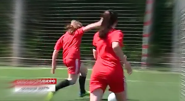 Девушки Севастополя показали настоящий футбол
