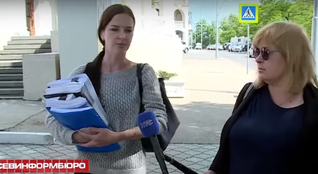 Жительница Севастополя просит Путина защитить её семью 