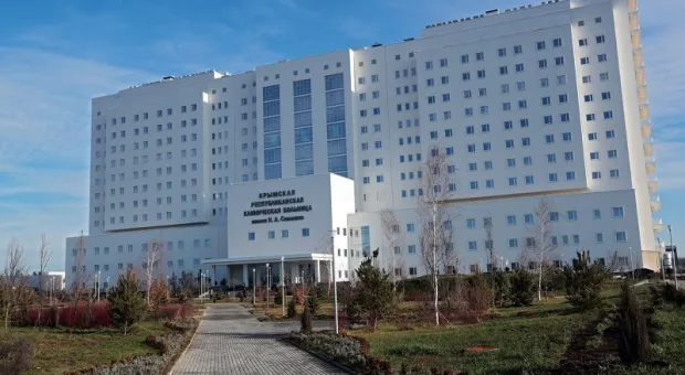 Три года ждать? Обещанный Крыму новый медцентр в этом году не откроется