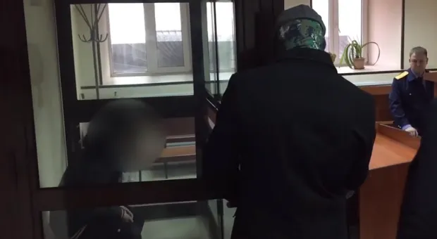 Под стражу взяты подростки, которые хотели взорвать школы в Крыму. ВИДЕО