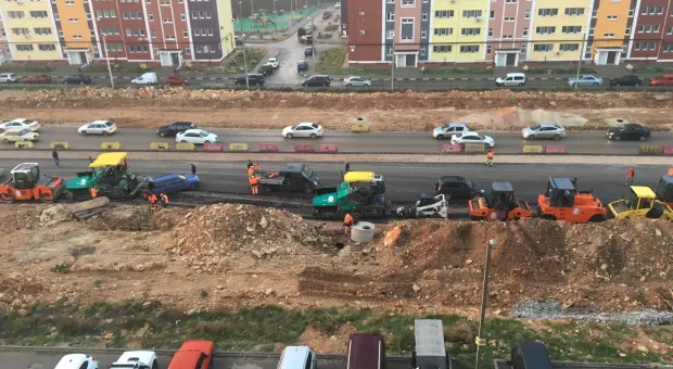 Завершение ремонта Камышового шоссе перенесли на следующий год