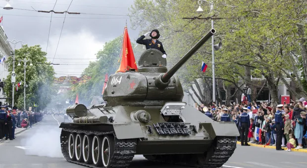 На Парад Победы в Севастополе из советской техники будет только танк