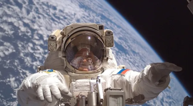 Названа новая зарплата российских космонавтов 