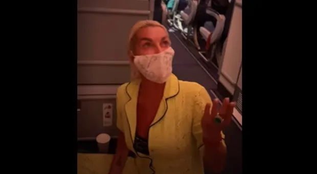 Соцсети встали на защиту Волочковой после её пьяного дебоша в самолёте