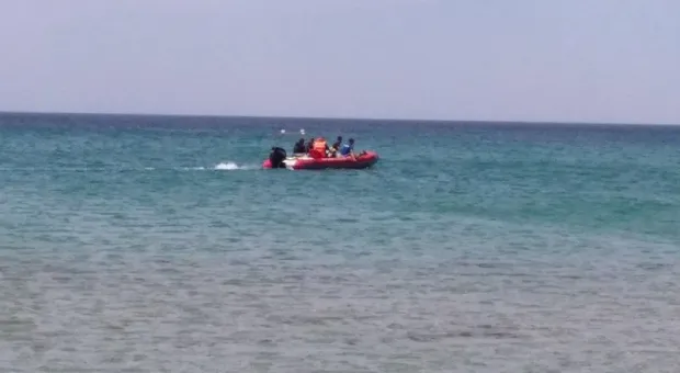 Крымские спасатели продолжают поиски пропавших в Черном море детей