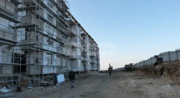 В Севастополе упорно пытаются продать квартиры в незаконном доме