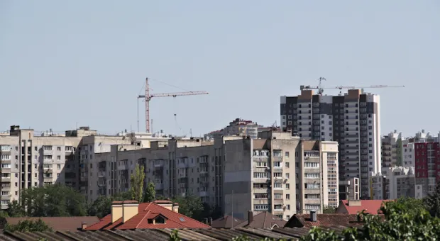 В Крыму потратят 690 миллионов рублей на «поехавшие» крыши