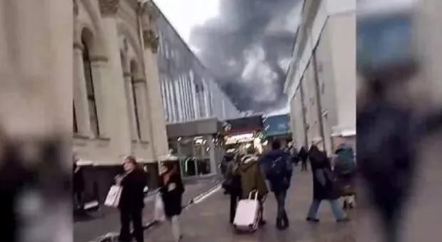 В районе площади трех вокзалов в Москве вспыхнул пожар 