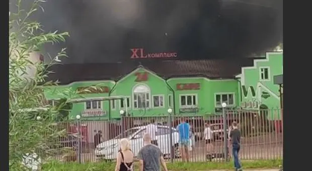 В Подмосковье загорелась фабрика спорттоваров 