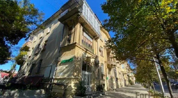 Человеческое жлобство мешает реставрации самых красивых жилых домов Севастополя 