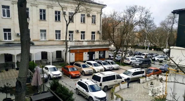 Севастопольская система платных парковок оказалась одной из худших в стране