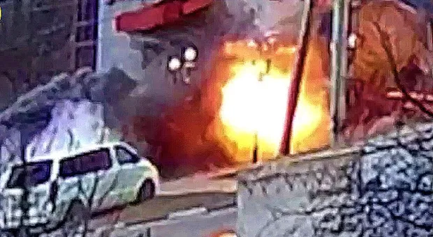 Появилось видео взрыва в торговом центре в Белгороде