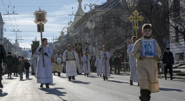 Уже второе десятилетие крестный ход на Рождество – традиция Севастополя