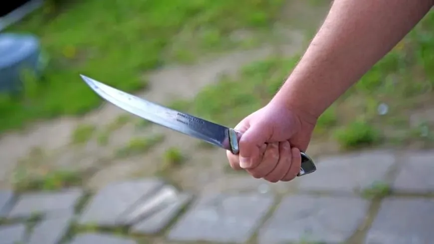 Мужчина напал с ножом на прохожих в Москве
