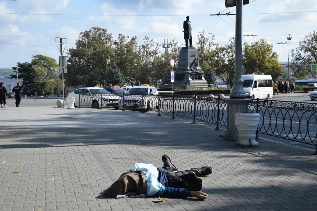 На Приморском бульваре в Севастополе умер пожилой мужчина