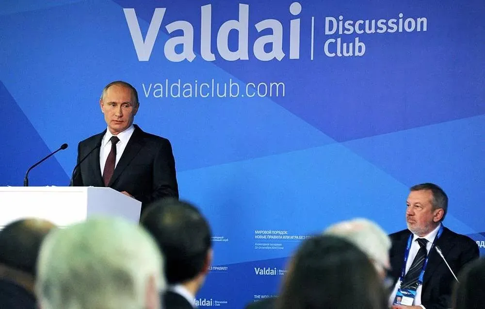 Путин назвал новые санкции США попыткой вытеснить РФ с европейских рынков