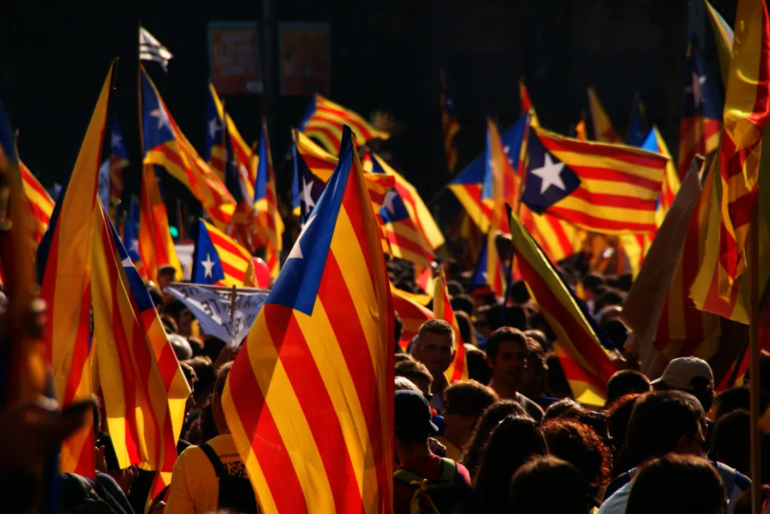 Мадрид собрался провести досрочные выборы в Каталонии в январе 2018 года