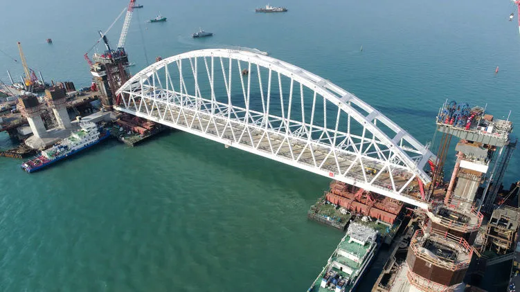 В стройку Керченского моста могло вмешаться политическое давление