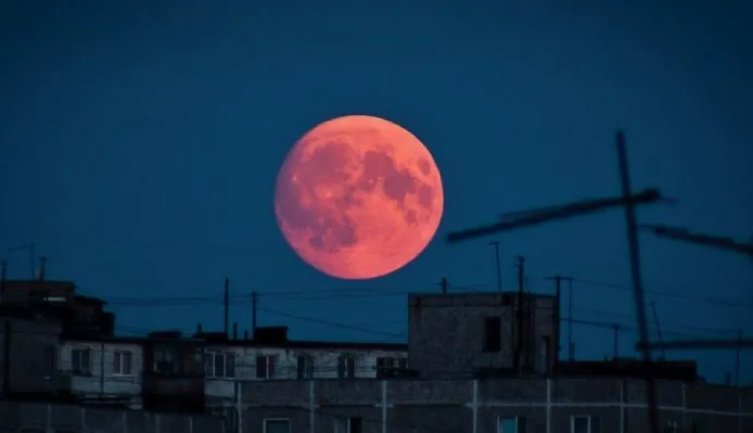 Кровавая Луна спрячется от жителей Севастополя 