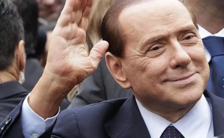 Берлускони получил 3 млн евро в наследство от секретарши