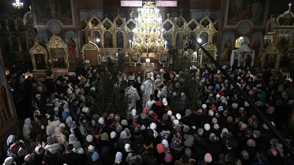 Православные христиане отмечают Рождественский сочельник