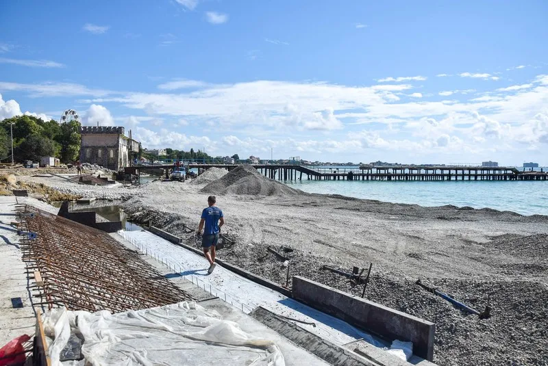 Реконструкция набережной Терешковой в Крыму вот-вот возобновится