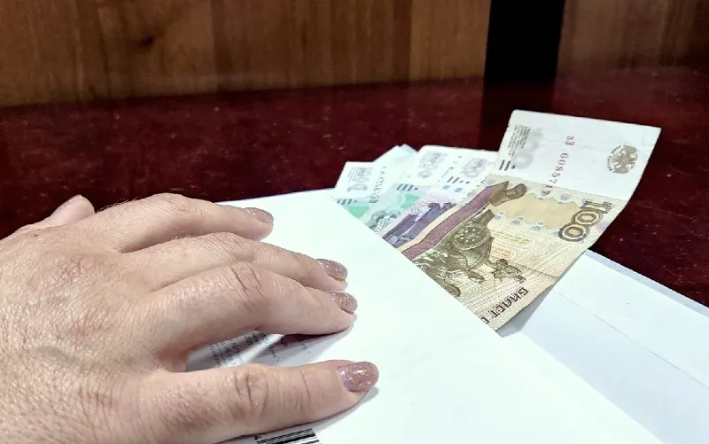 Сколько крымчан довольны «серыми» зарплатами