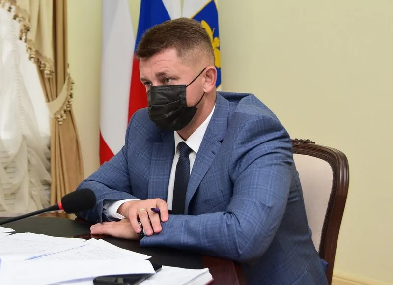 Глава администрации крымской столицы уволился после встречи с Аксеновым