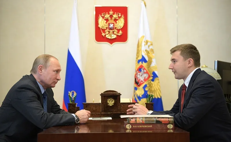 Владимир Путин наградил Сергея Карякина за заслуги перед Отечеством
