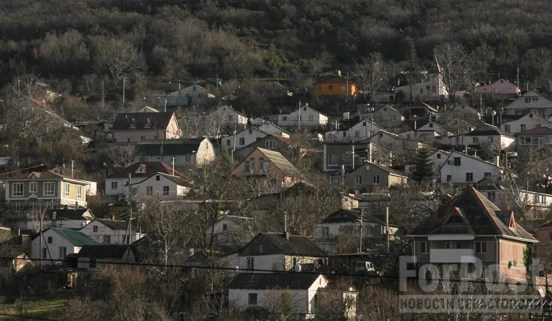 В Крыму за три года вдвое сократилось число иностранных землевладельцев