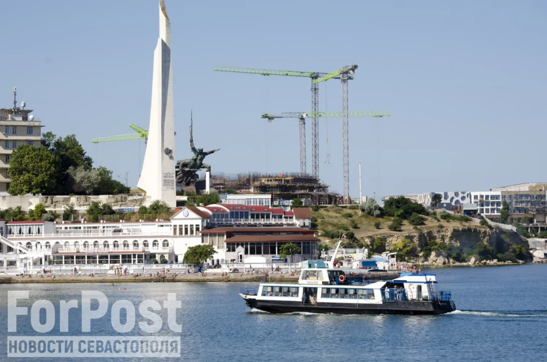 В Севастополе отреставрируют памятник Солдату и Матросу