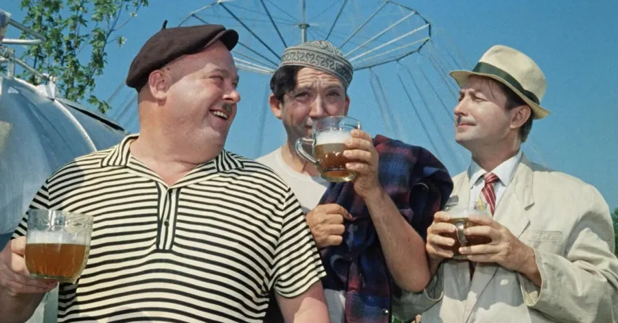 Почему россияне стали налегать на пиво и коньяк