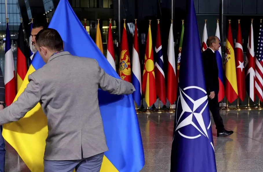 В Москве и Киеве оценили идею о членстве Украины в НАТО в обмен на территории