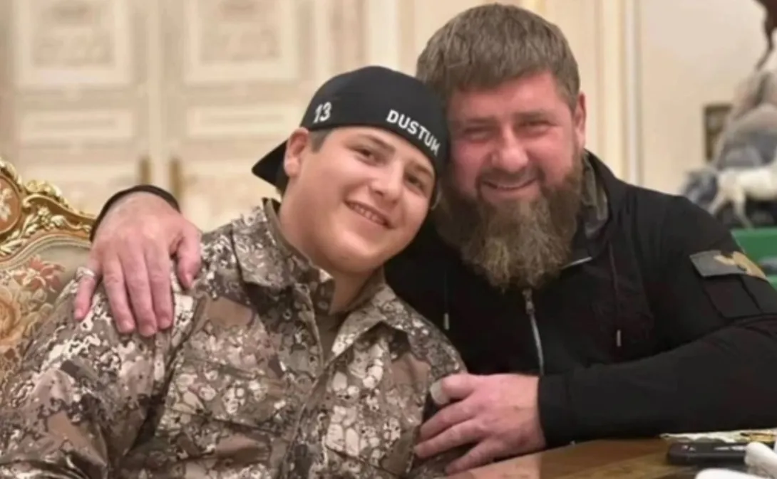 Сыну Рамзана Кадырова вручили пятую за месяц награду