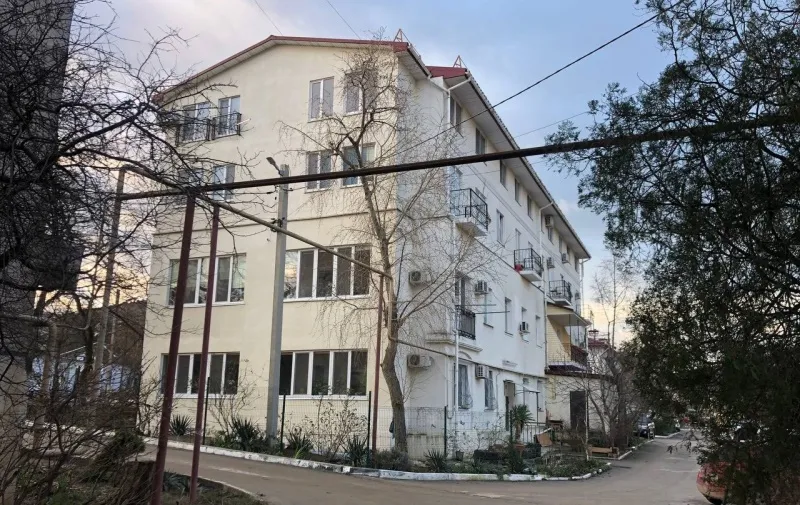 Послевоенный дом в Севастополе увеличился на 10 незаконных квартир