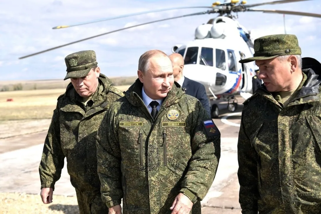 Путин поручил заменить срочников на границе на спецназ из-за атак ВСУ